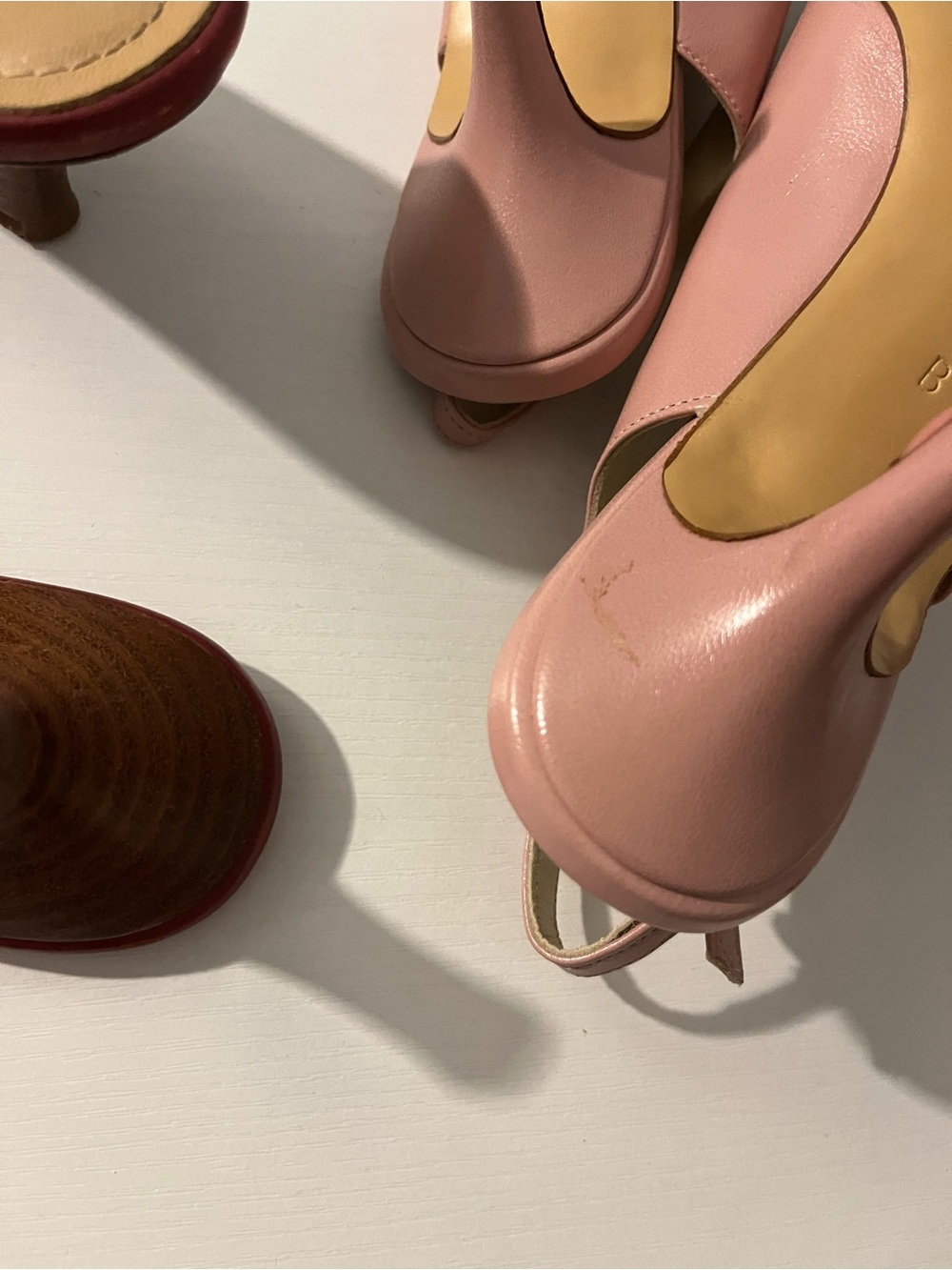 2 pairs/ red and pink coach heels - Picture 6 of 7
